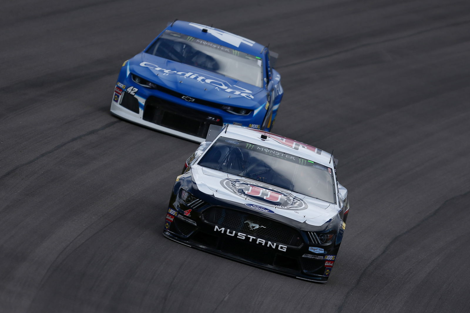 Logano rises to the fore in Stage 2 at Vegas